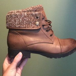 Fall boots